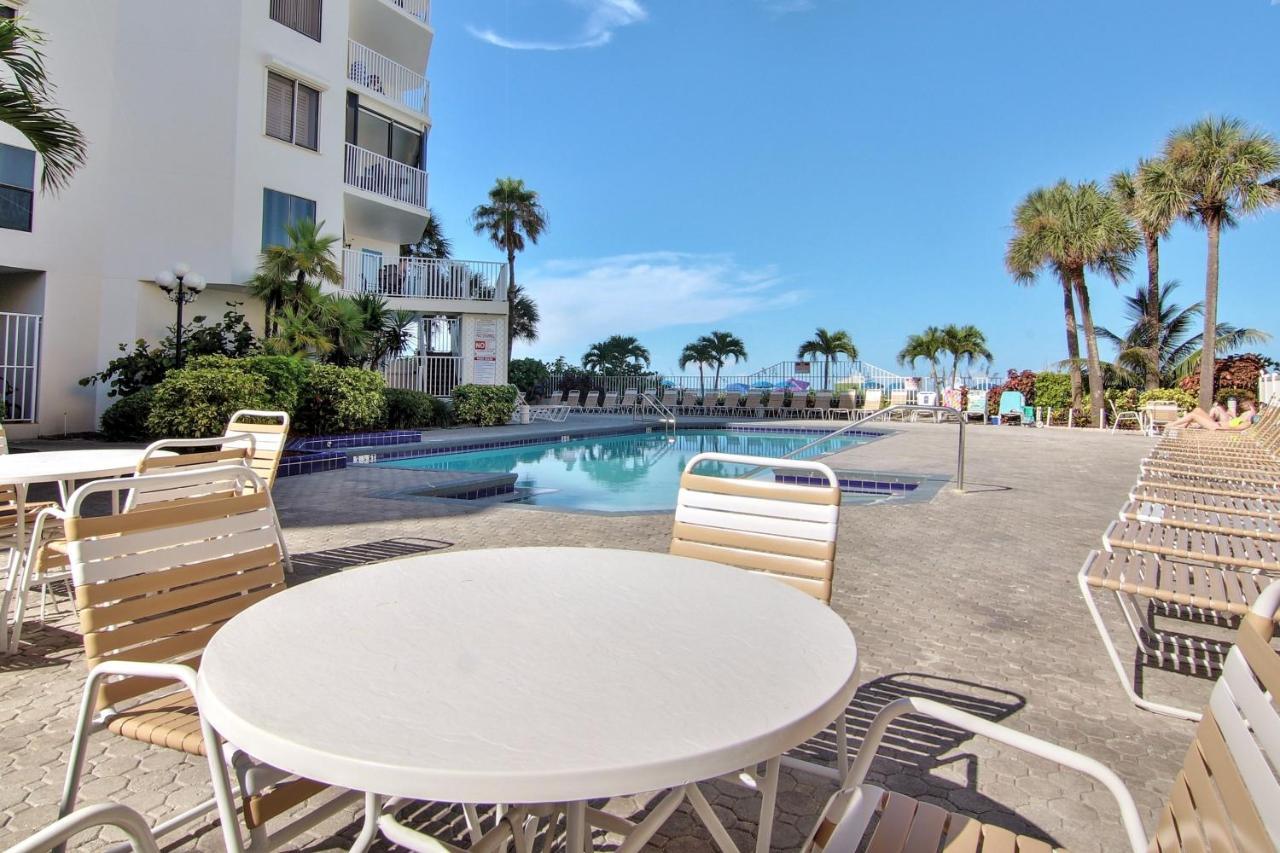 Beach Palms 405 Clearwater Beach Exterior photo